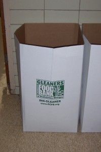 Food Drive Pictures 002